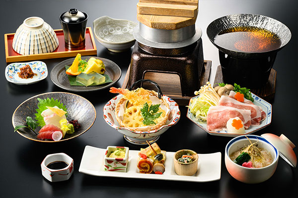 釜飯付き かがりやの昼膳