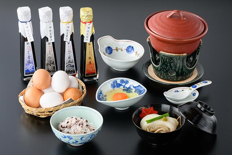 ご朝食「古代米御膳」(一部)